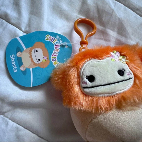 🆕🧡 Squishmallows Shasta the Orange Flower Bigfoot Clip 3.5” - Picture 7 of 7